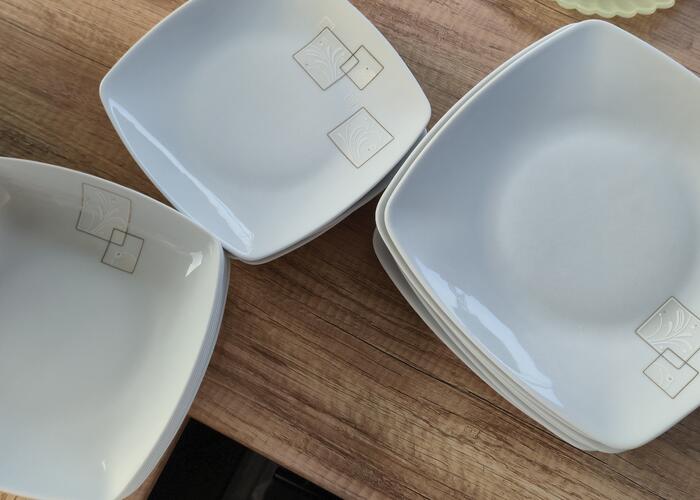 Grajewo ogłoszenia: Sprzedam zastawę stołową talerze duże małe i głębokie